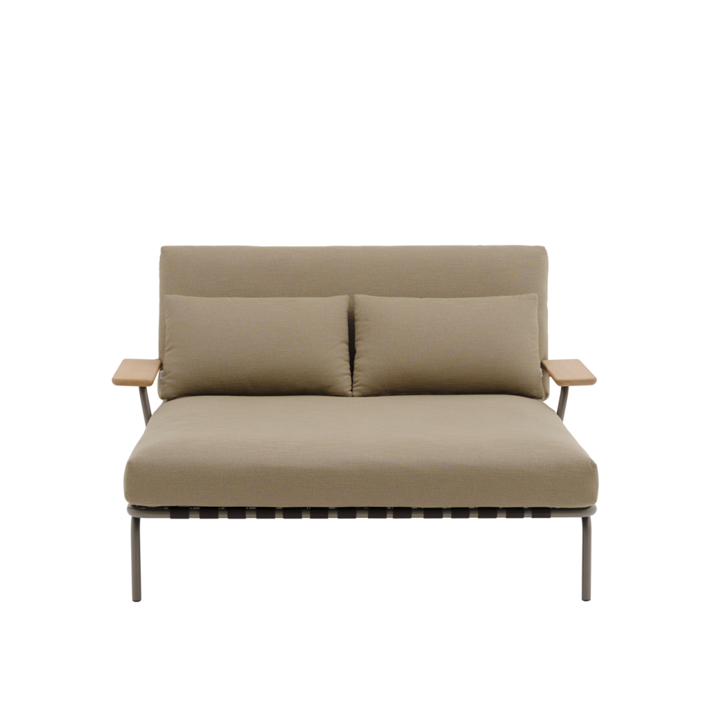 Settle Lounge Bed