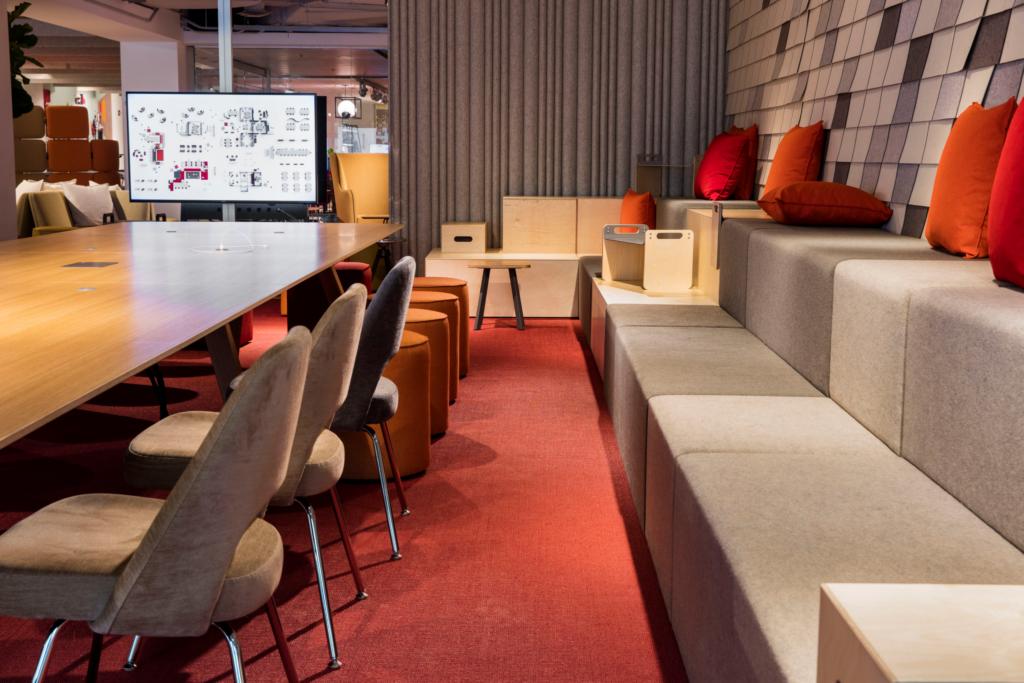 Knoll Chicago Showroom