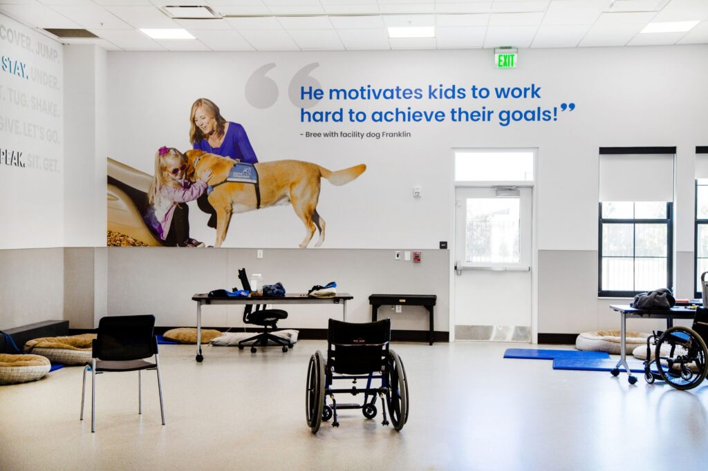 Environmental branding at Canine Companions